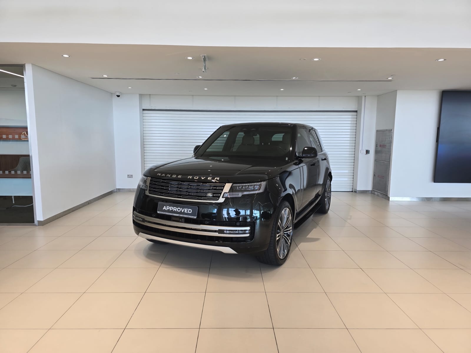 Land Rover Range Rover Hse 2025 in Qatar