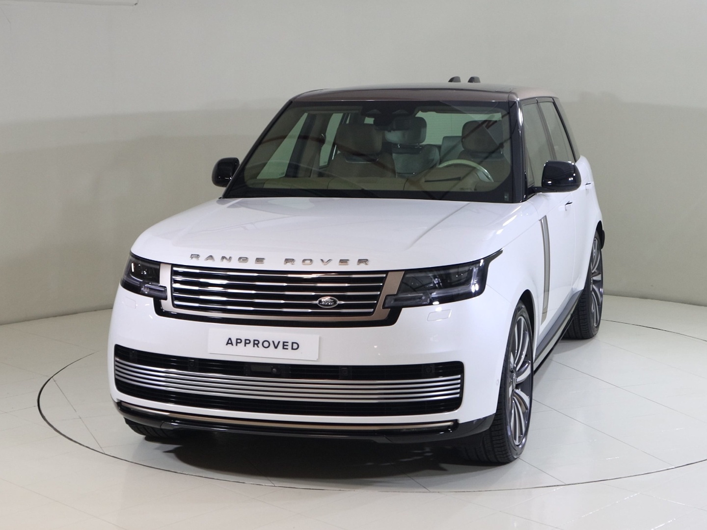 Land Rover Range Rover Sv 2024 in Uae