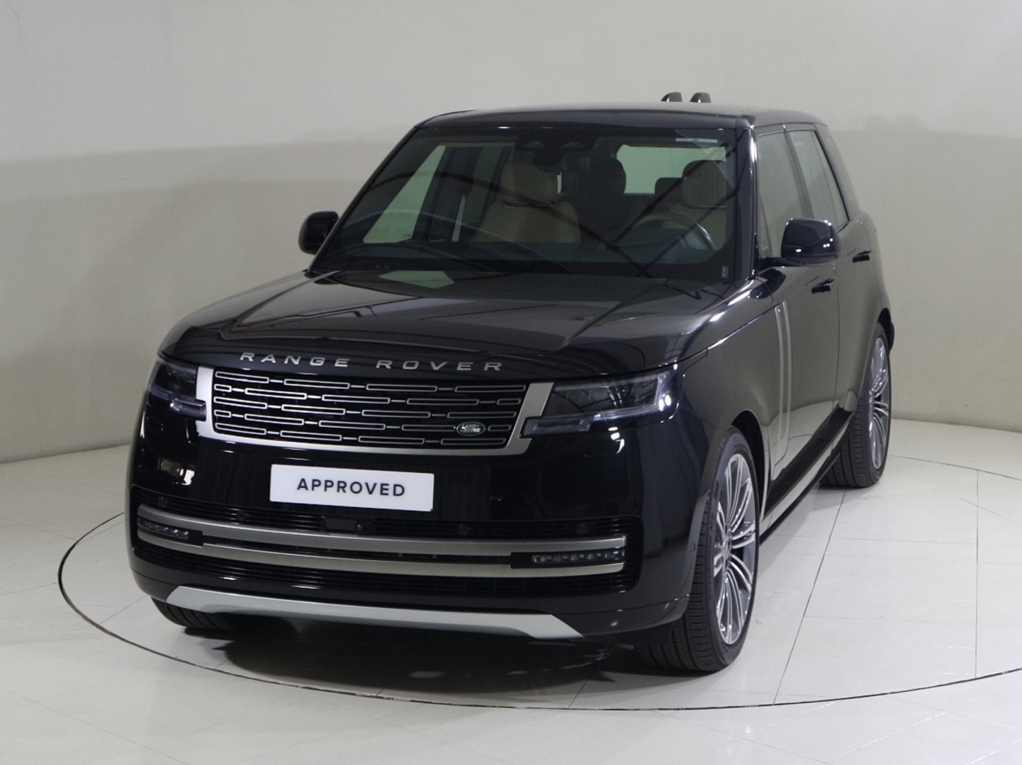 Land Rover Range Rover Hse 2025 in Uae
