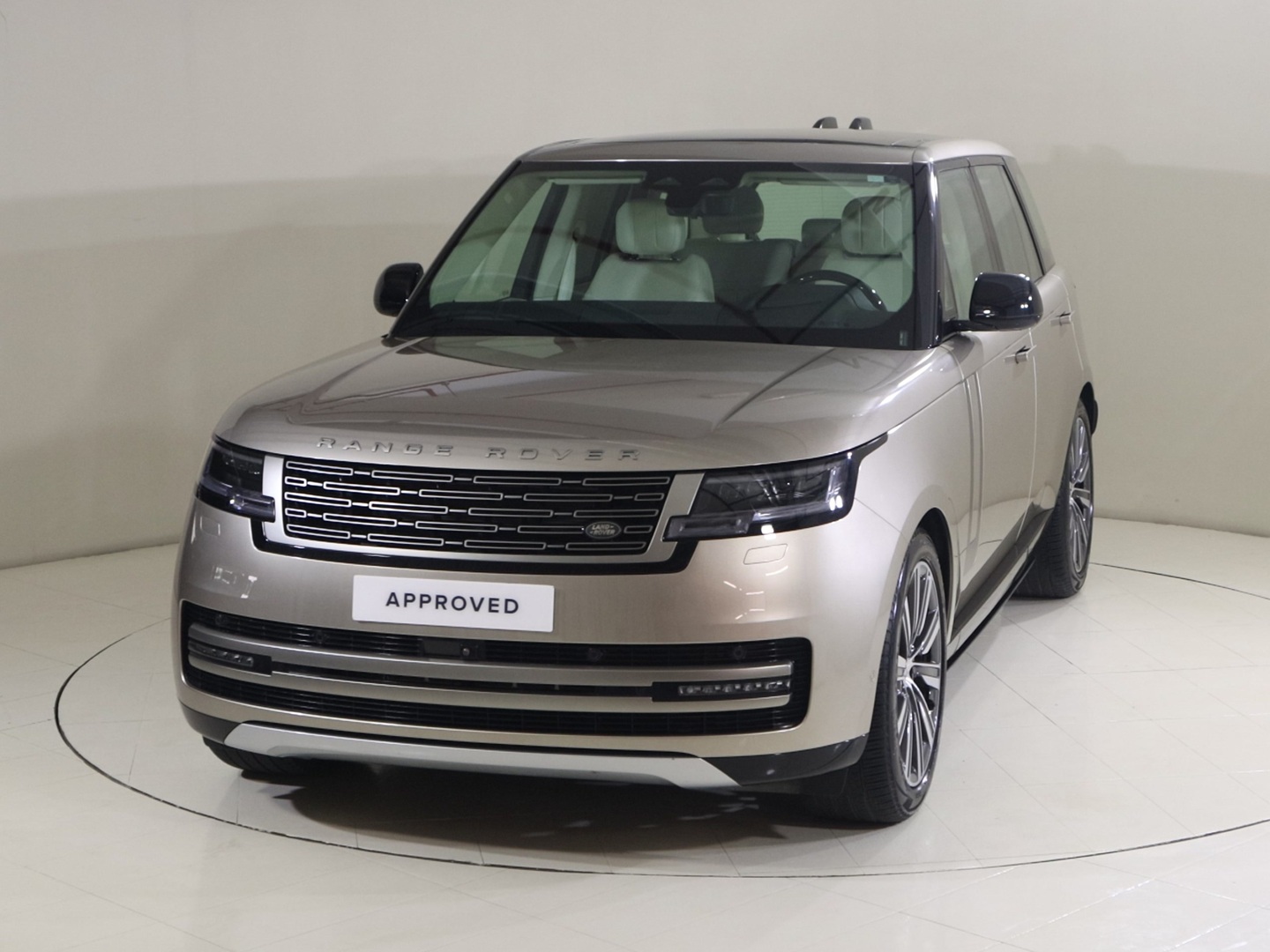 Land Rover Range Rover Hse 2024 in Uae