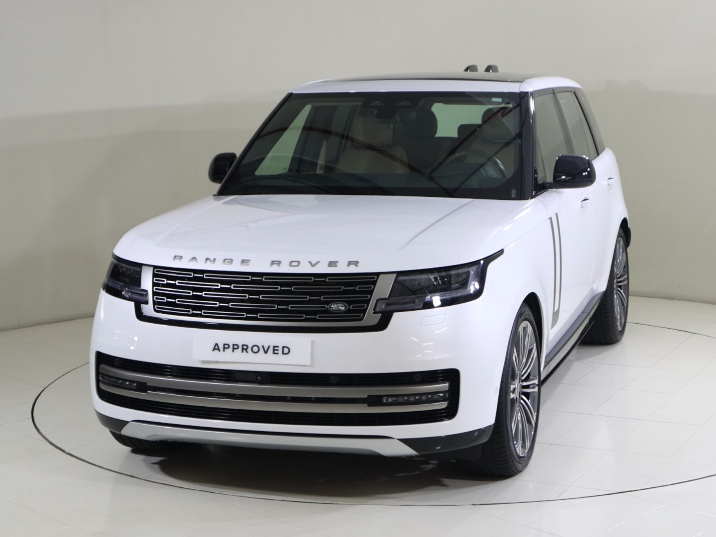 Land Rover Range Rover Hse 2024 in Uae