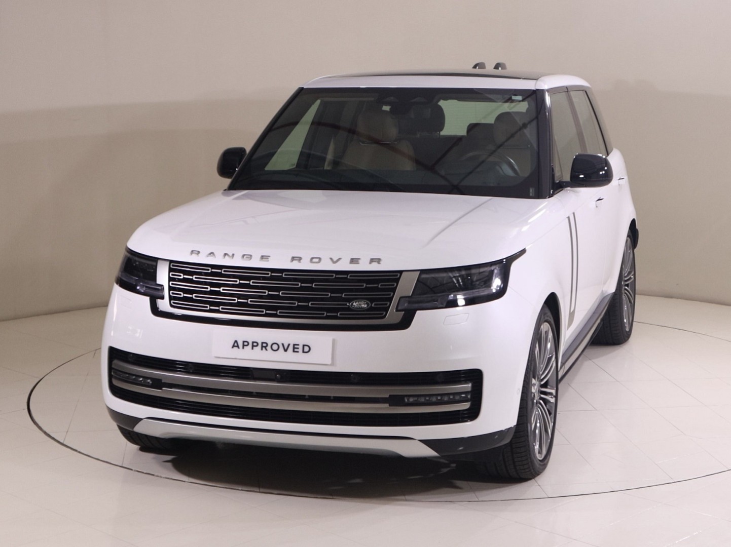 Land Rover Range Rover Hse 2024 in Uae