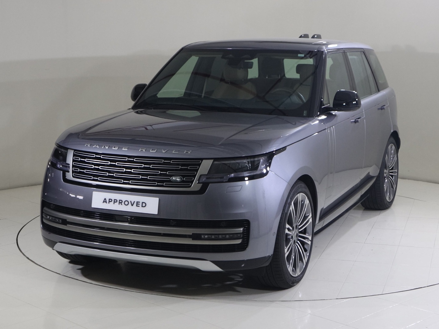 Land Rover Range Rover Hse 2025 in Uae