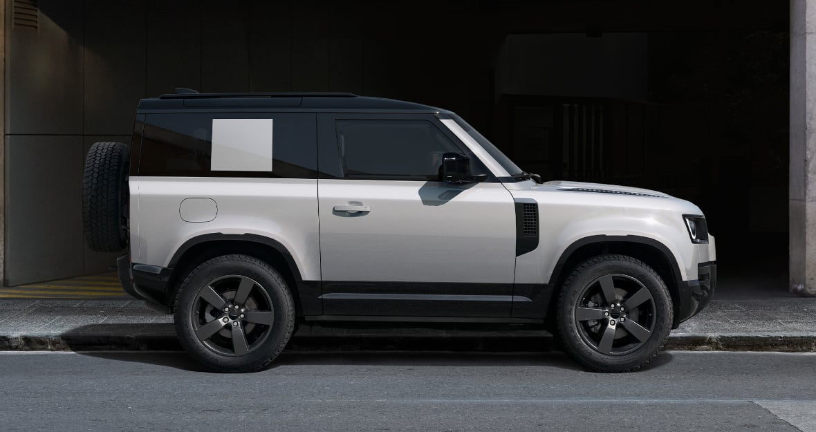 Land Rover Defender 90 2025 in Uae